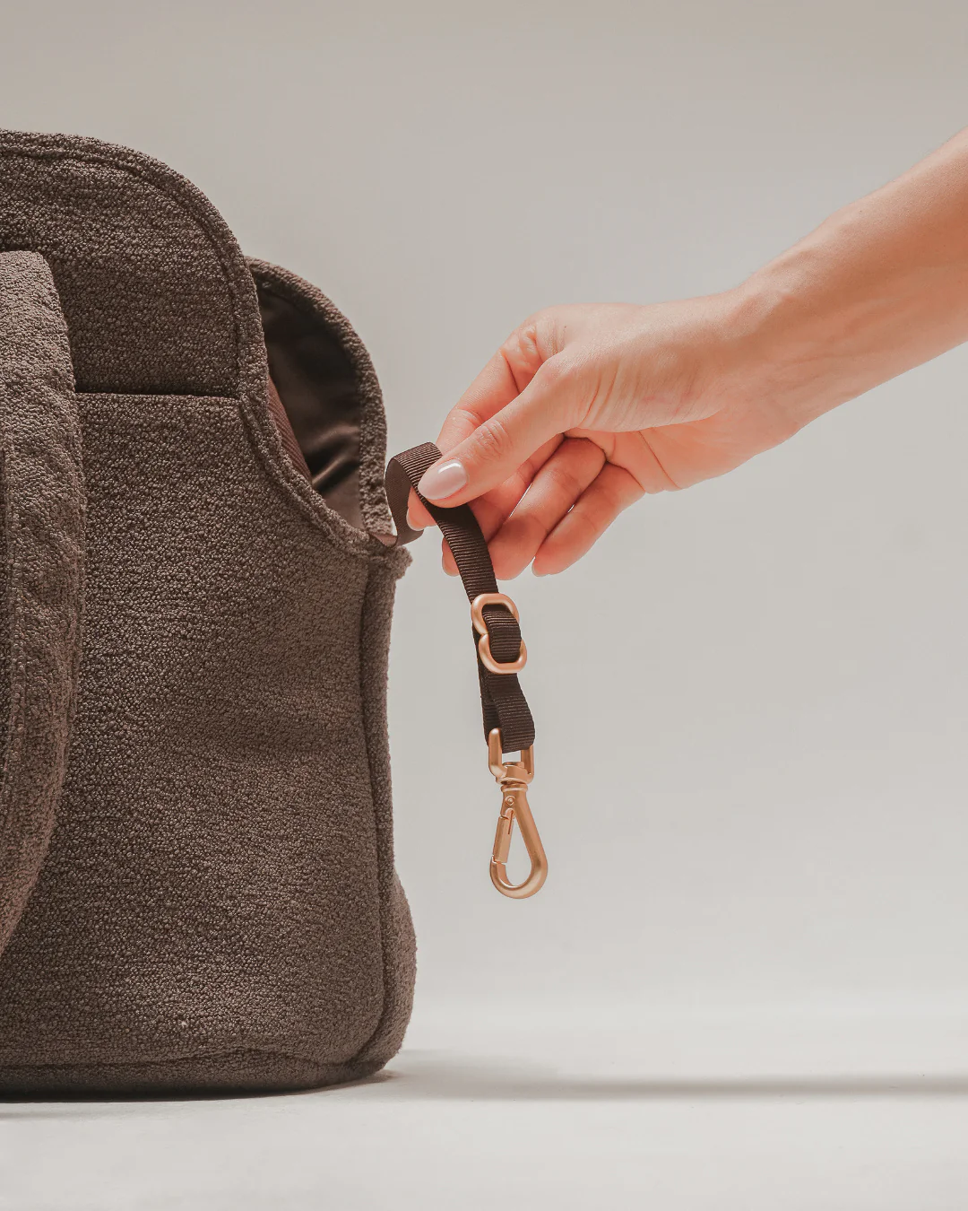 Chocolate┃The Bouclé Carrier - Image 15